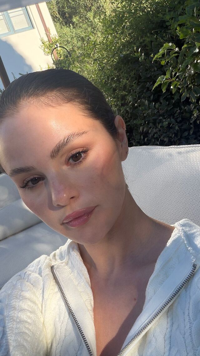 Selena Gomez leaked photos