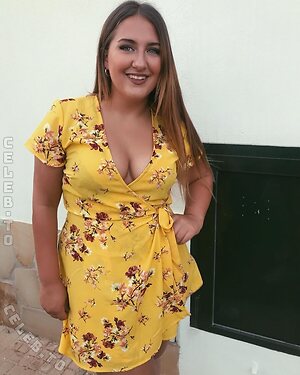 Selfiesandra photo