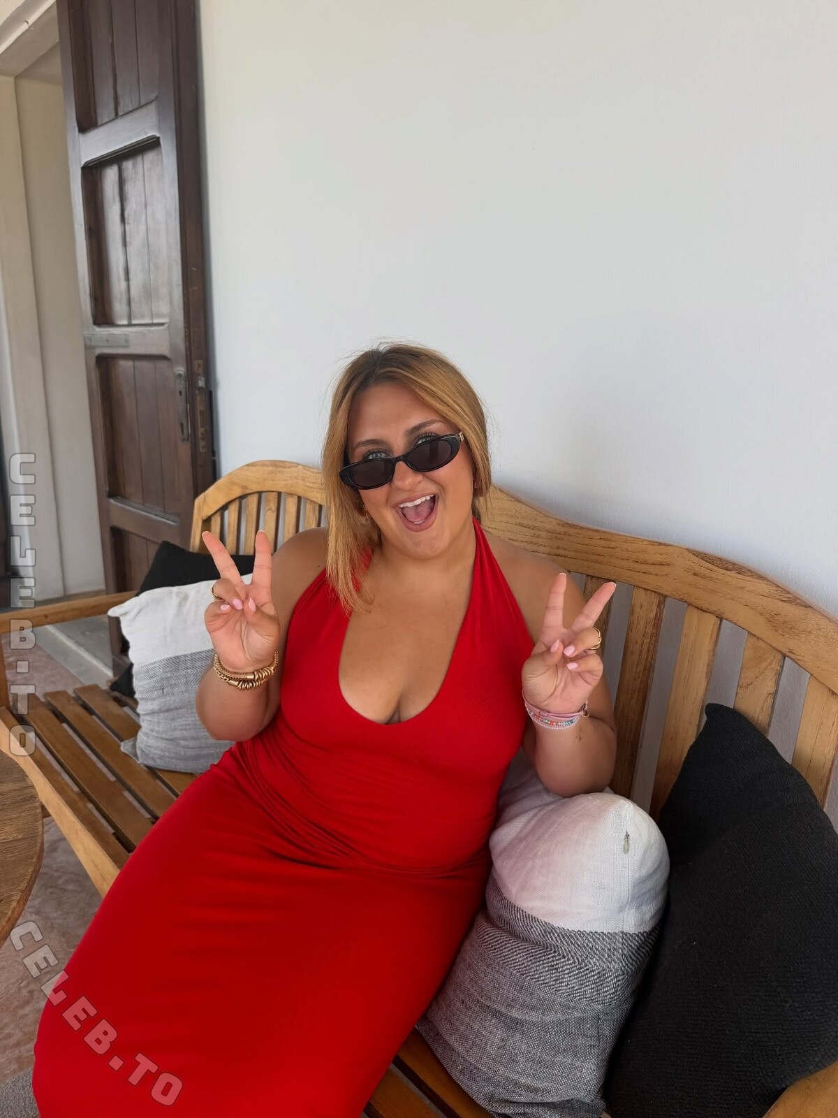 Selfiesandra photo