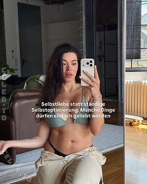 Selinszn_ Nude Leaked Photo #11