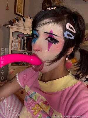 Selkiewoah leaked photo #46