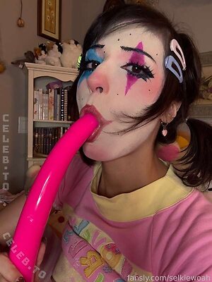 Selkiewoah leaked photo #47
