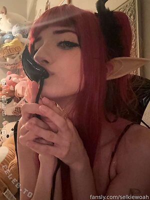 Selkiewoah leaked photo #79