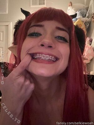 Selkiewoah leaked photo #100
