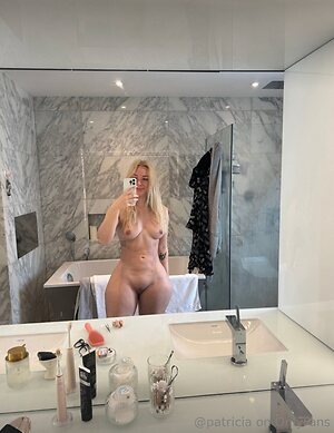SendNudesX leaked photo #188