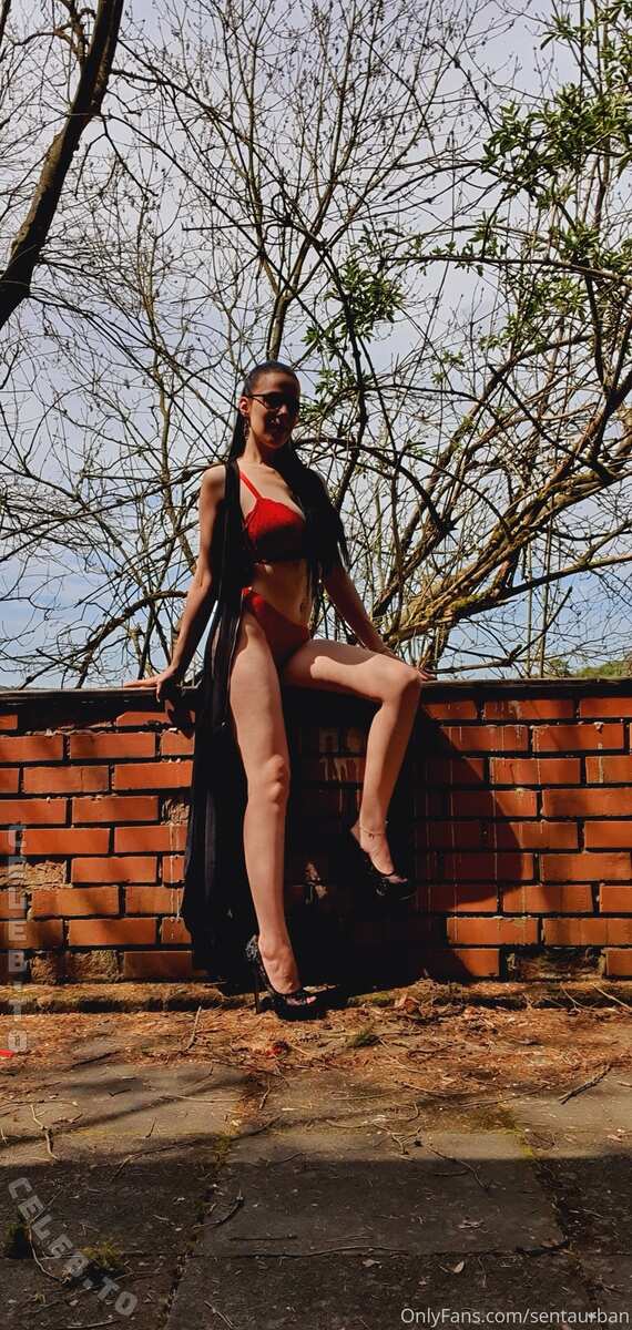 Senta_Kristall aka Sentaurban19 photo