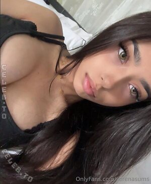 serenasums Nude Leaked Photo #19