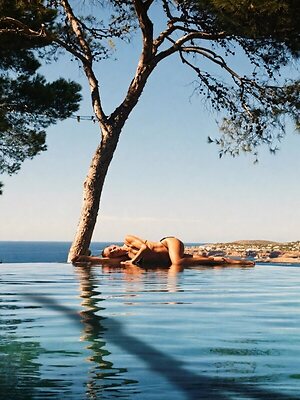 Serinda Swan leaked photo #2