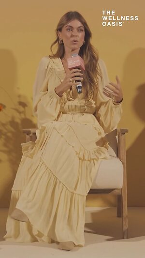 Serinda Swan leaked photo #15