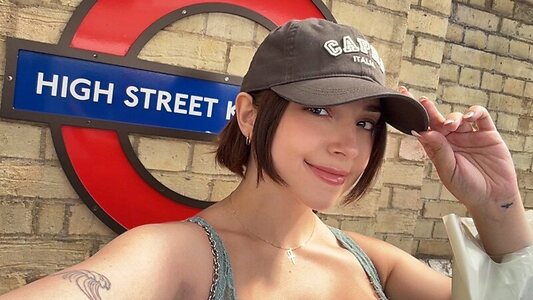 Serinide Social Media Thread leaked photo #6