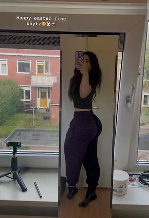 Serèn Çabuk leaked photo #12