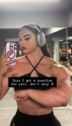 Serèn Çabuk leaked photo #17