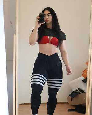 Serèn Çabuk leaked photo #18