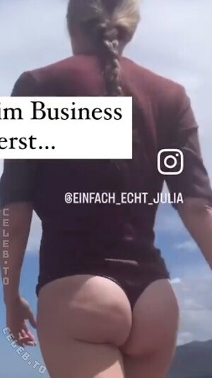 Sexy Julia Nude Leaked Photo #7