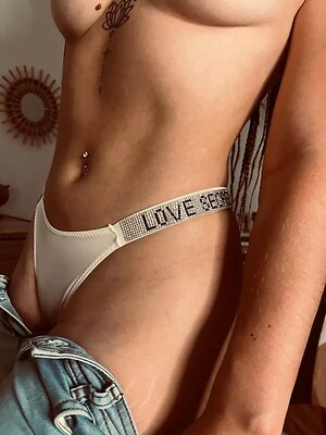 Sexymini leaked photo #2