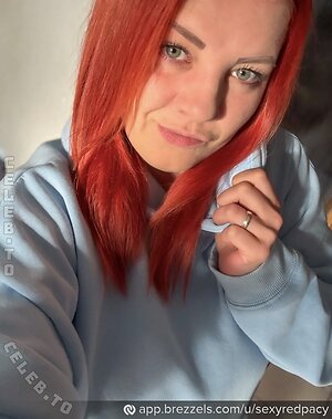 SexyRedPacy photo
