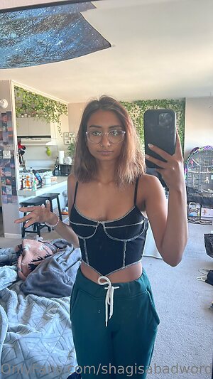 Shaghana Doyle leaked photo #31