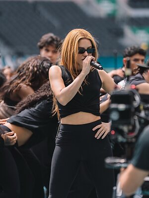 Shakira Hot leaked photo #79