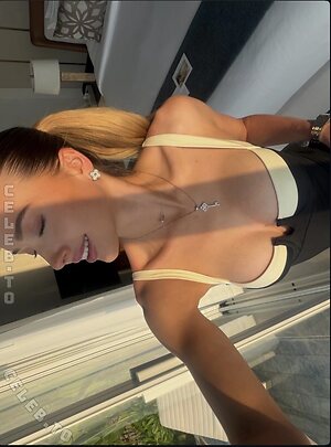 Shania Geiss Nude Leaked Photo #14