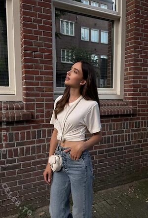 Shania Geiss photo
