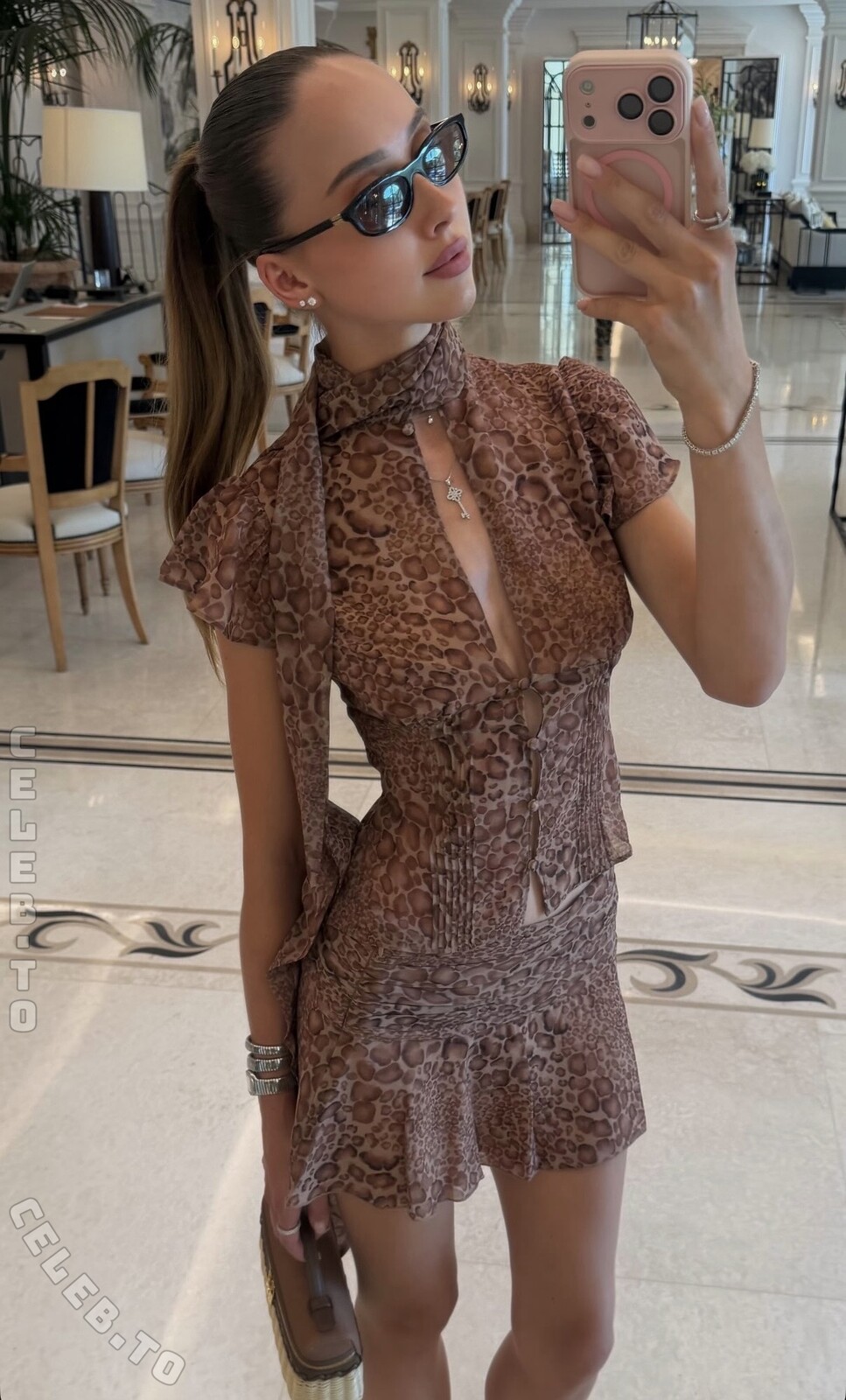 Shania Geiss photo