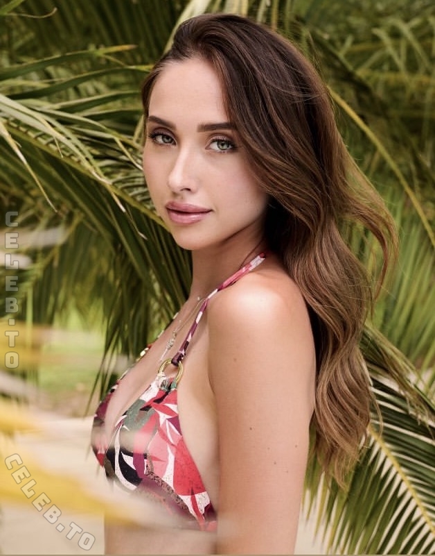 Shania Geiss photo