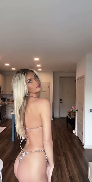 Shania Mae