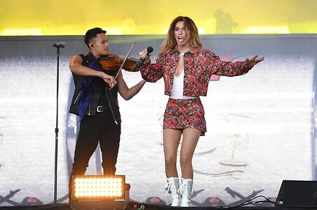 Shania Twain leaked photo #19