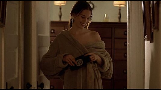 Shanna Collins leaked photo #9