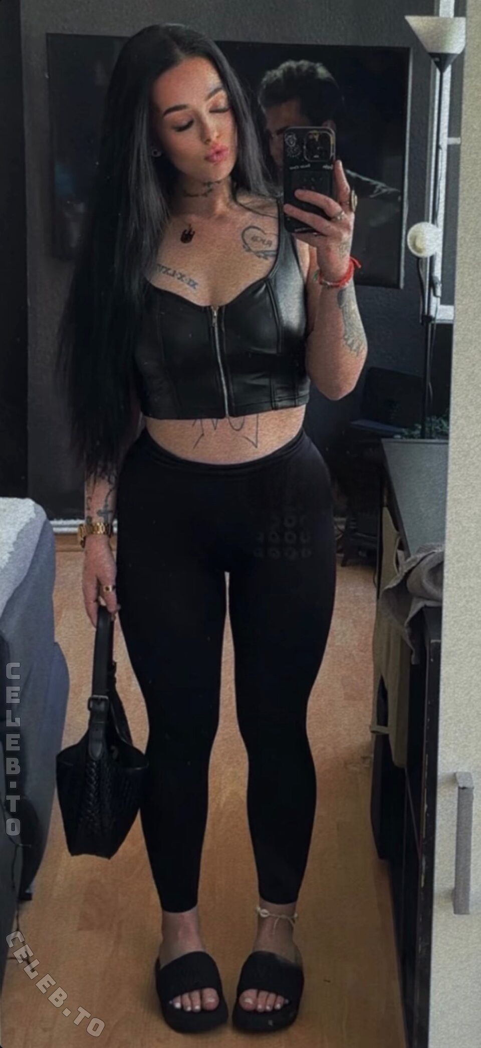 Sharonunfiltered (Sharonunfiltered / Sharon.Drmn / annisharon / Sharonunfiltered99 / sharxn666 / _sharon666 / profile/sharonunfiltered / +WO-_HerY7RBkYjk6) Nude Leaked Photo #6