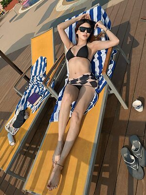 Sherlyn Chopra in bikini leaked photo #6