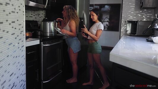 SheSeducedMe [Lesbian]
