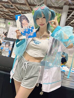 Shirayuki leaked photo #3