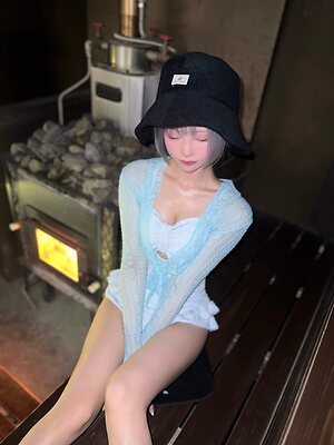 Shirayuki leaked photo #10