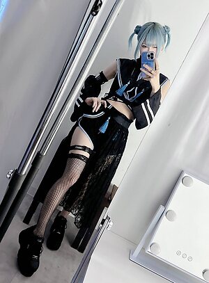 Shirayuki leaked photo #23