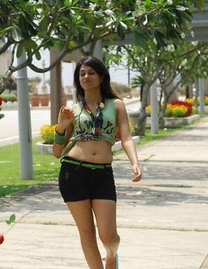 Shraddha Das leaked photo #4