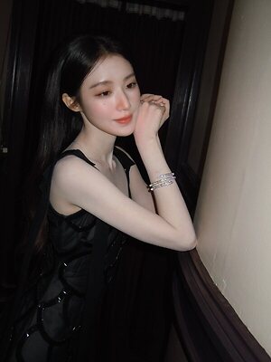 Shuhua -IDLE) [i-dle] leaked photo #23