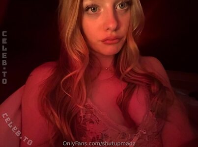 Shutupmelissa Nude Leaked Photo #42