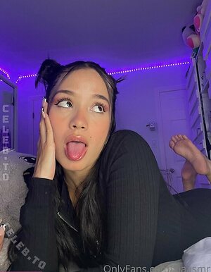 Sia ASMR Nude Leaked Photo #4