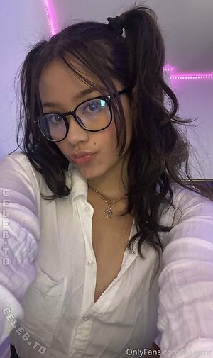 Sia ASMR Nude Leaked Photo #30