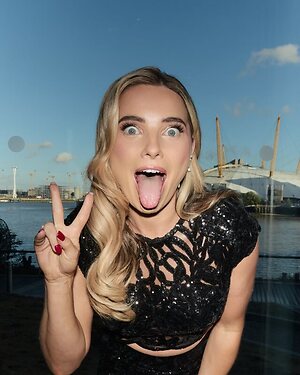 Sian Welby leaked photo #7