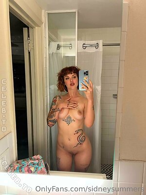 Sidney Summers Nude Leaked Photo #455