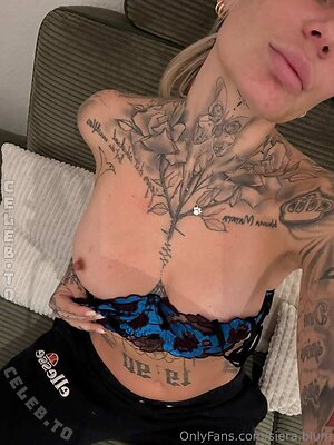 siera.blum leaked photo #10