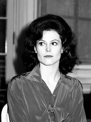 Sigourney Weaver Nude Leaked Photo #16