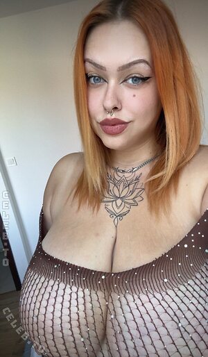 _.simona._t photo