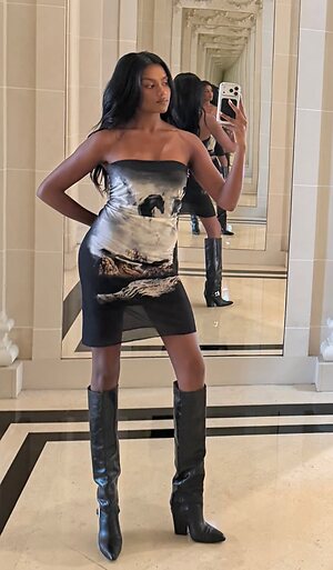 Simone Ashley leaked photo #3