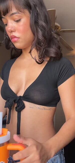 Simone Mitchell leaked photo #7