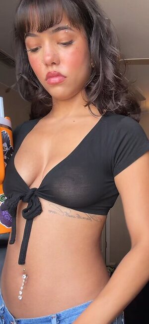 Simone Mitchell leaked photo #8