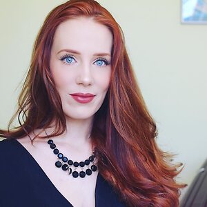 Simone Simons leaked photo #18