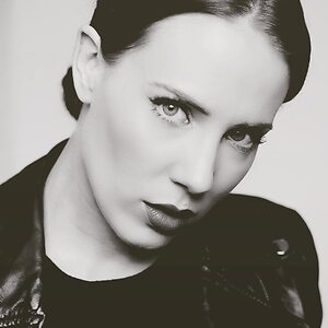 Simone Simons leaked photo #19